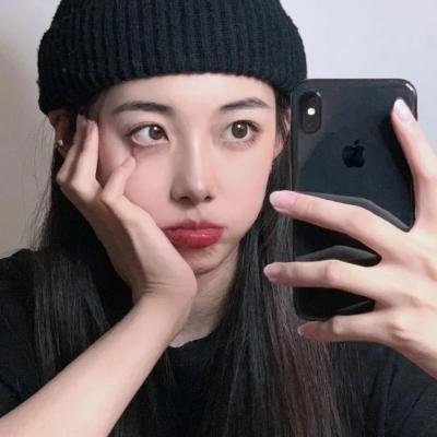 伊丽莎·施莱辛格：去掉面纱